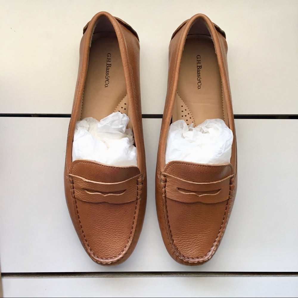 NIB G.H. Bass Genuine Leather Tan Loafers
